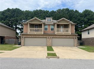 1237/1239 N Sicily Ln, Fayetteville, AR 72704