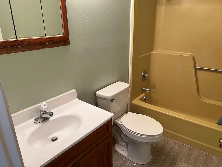 2014 Cedar Point Cir — Photo 8