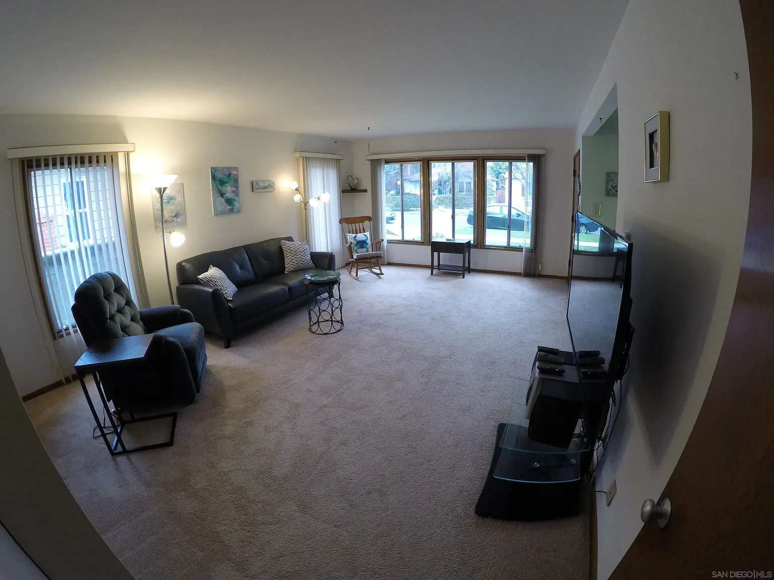 2 bed, 1.0 bath, 1000 sqft, $2,995 — Photo 3