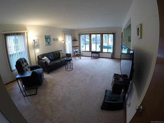 3rd image of 4209 Lafayette Pl