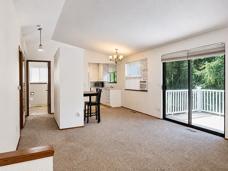 6223 Harlow Dr — Photo 9