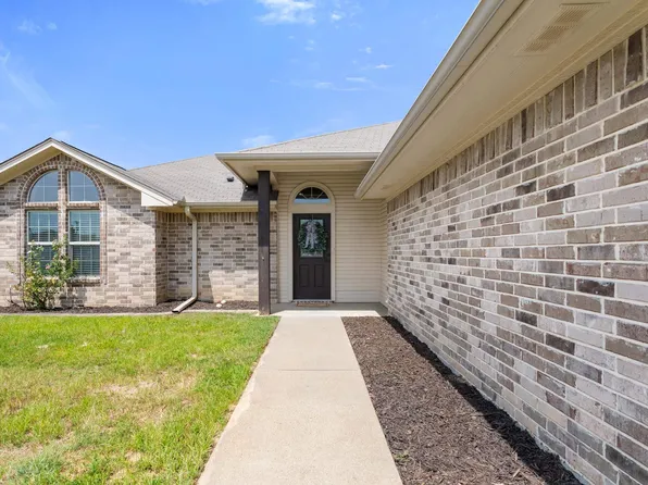 105 Bois D Arc Dr, Bullard, TX 75757