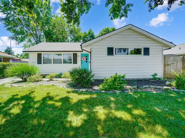 4851 Hillcrest St N, Hilliard, OH 43026