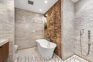 Rented by Harmonycity Corp.