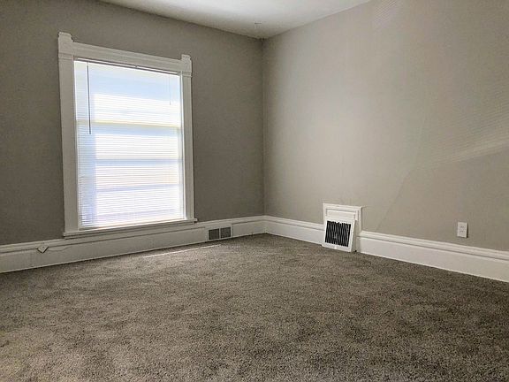 2nd image of 839 Turner Ave NW APT 2