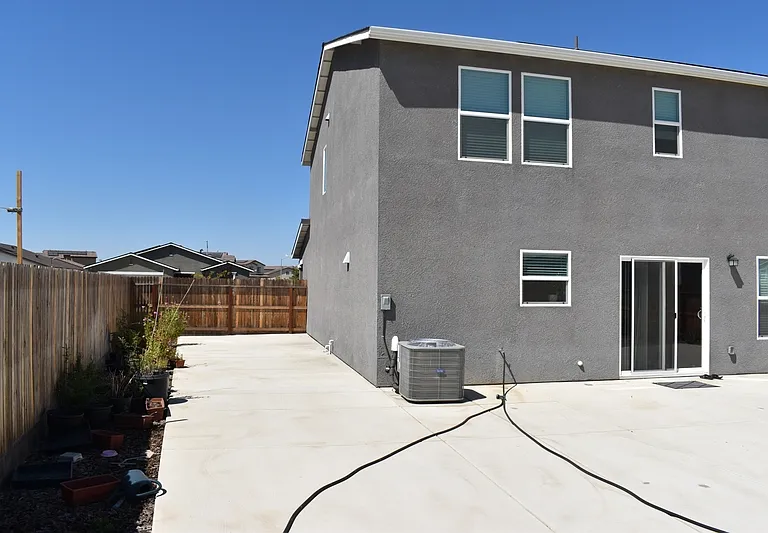 4554 Iris Ct — Photo 37