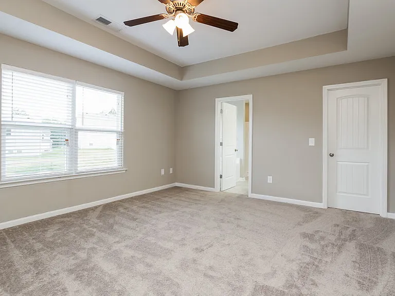 723 Fieldcrest Dr — Photo 9