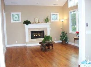 13800 Pierce Rd, Saratoga, CA 95070