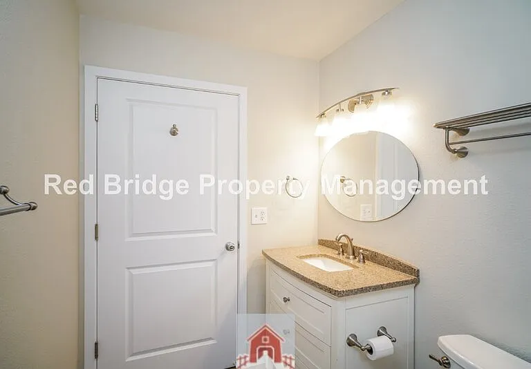 4314 SW View Point Ter #8 — Photo 14