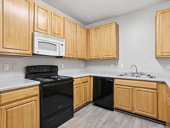 4th image of 765 McDaniel St SW APT 4234