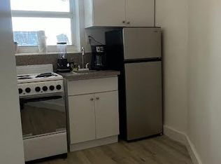 109 SE 9th St #0, Hallandale, FL 33009