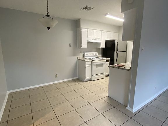 2nd image of 2602 Aftonshire Way #A