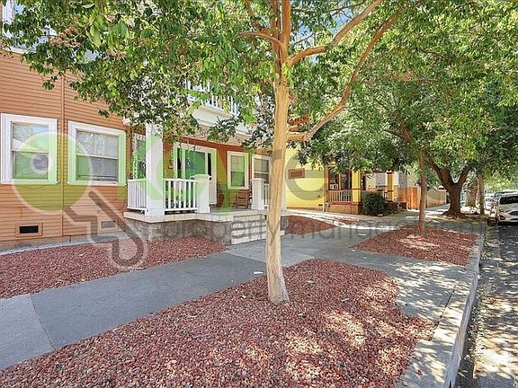 3rd image of 1517 23rd St APT 3