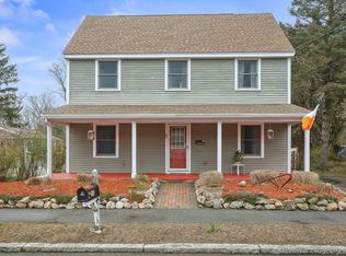 55 Main St, Rowley, MA 01969