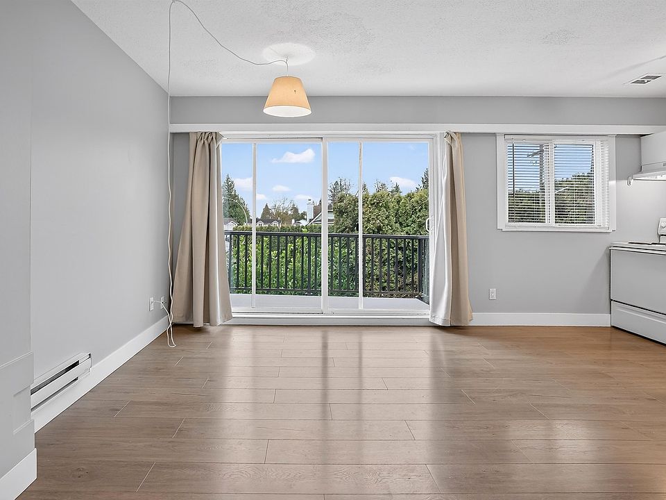 1st image of 21555 Dewdney Trunk Rd #18