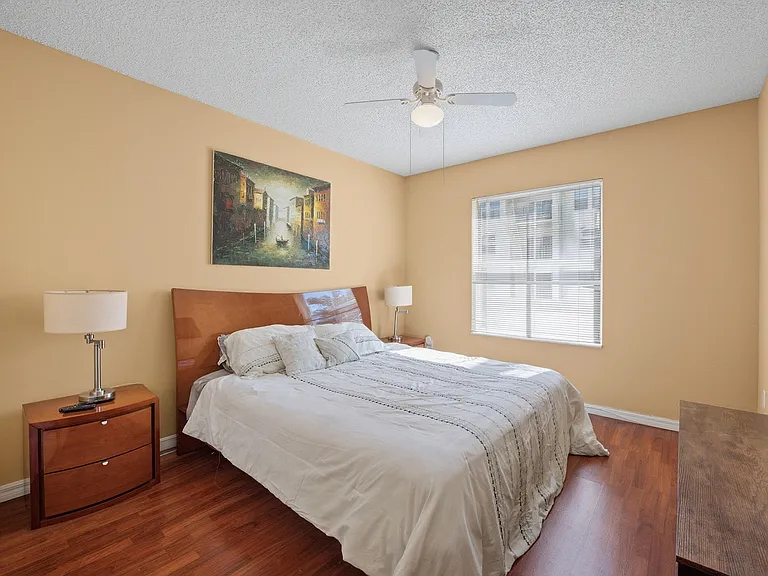3221 Tuscany Way #3221 — Photo 12