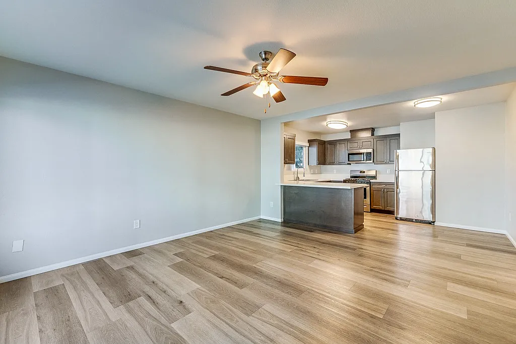 Woodlawn Gardens Apartments — Photo 3