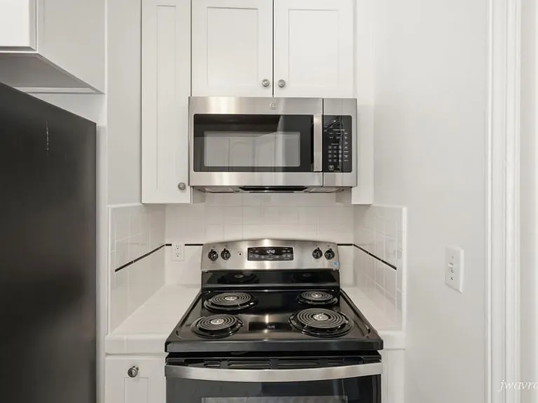 159 19th Ave #4 — Photo 3