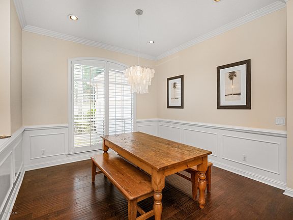 5th image of 108 Twin Cedar Ct