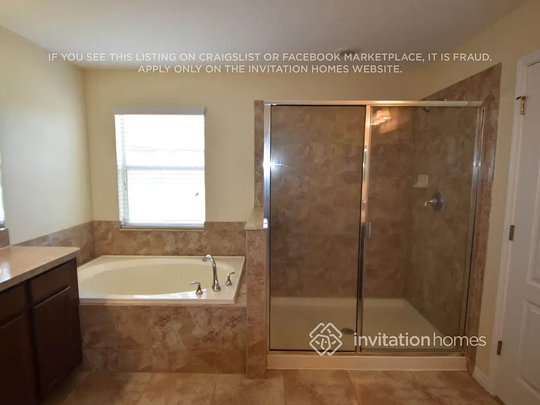 1423 Tahoe Springs Ct — Photo 22