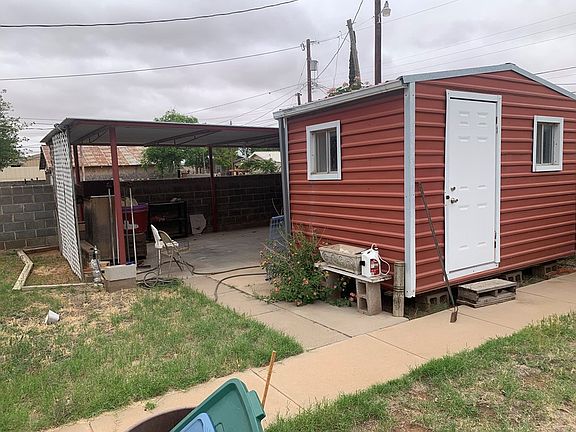 4th image of 902 S Katherine St
