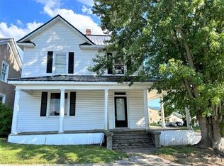 301 E Chestnut St, Covington, VA 24426