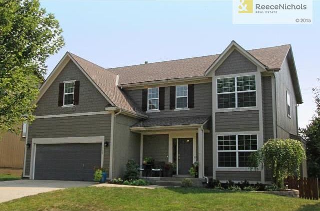 4 Bedroom 3.5 Bath, Finished Basement, BVSW!