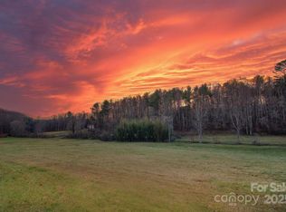 108 Horizon View Dr, Horse Shoe, NC 28742