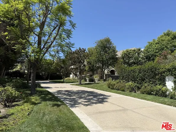 3865 Prado De La Mariposa, Calabasas, CA 91302