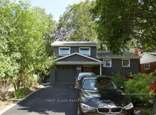 1920 Truscott Dr, Mississauga, ON L5J 2A2