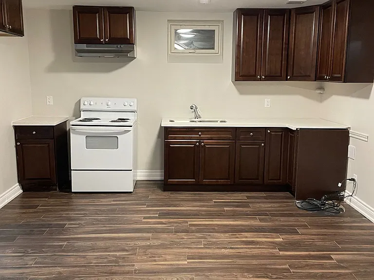 21 Buster Dr #BASEMENT — Photo 2