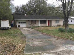 205 E Freddye Ave, Kirbyville, TX 75956