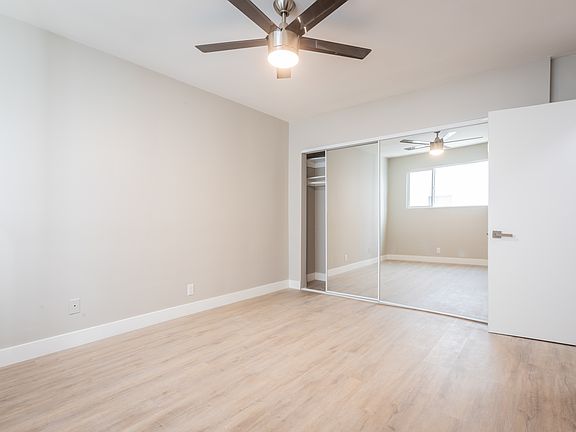 3rd image of 929 N Genesee Ave #2