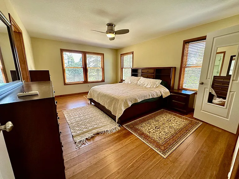 6425 Coopers Hawk Rd — Photo 28