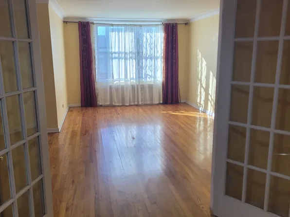 3060 Ocean Avenue image 9 of 22