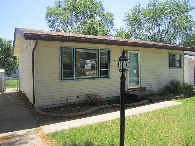 1st image of 3552 Valleywood Dr
