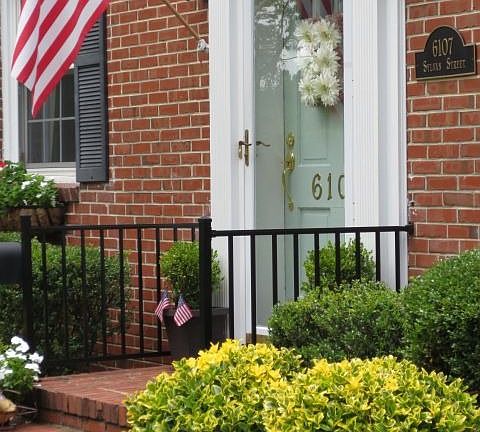 LOVELY FRONT ENTRANCE
