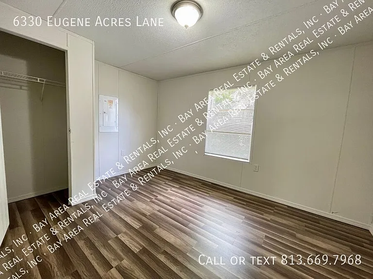 6330 Eugene Acres Ln — Photo 8