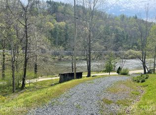 2101 Roses Branch Rd, Bakersville, NC 28705