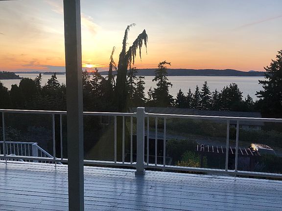 2nd image of 159 Sky Vista Pl