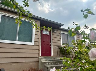 2905 E Olive St, Seattle, WA 98122