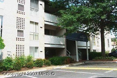 1st image of 5610 Bloomfield Dr APT 201