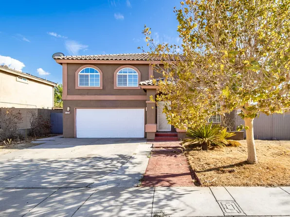 5642 Lighthouse Ln, Palmdale, CA 93552