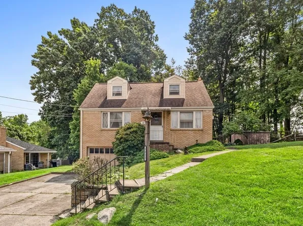 5035 Clelia Dr, Pittsburgh, PA 15236