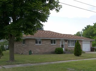 628 Oakwood St, Pinconning, MI 48650