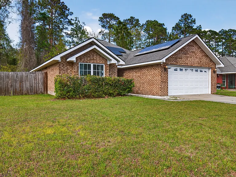 31 Idus Ln — Photo 6