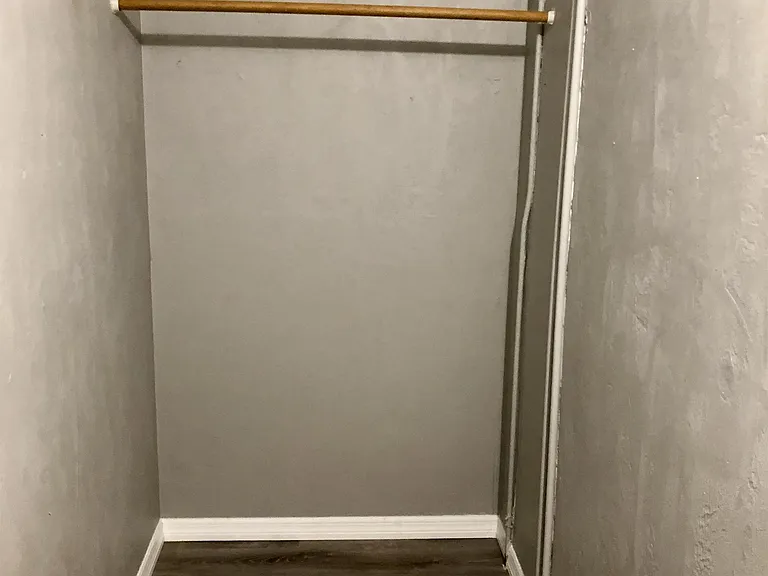 Walk in closet
