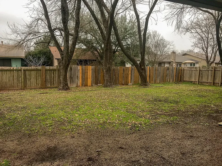 10511 Robinwood Cir — Photo 22