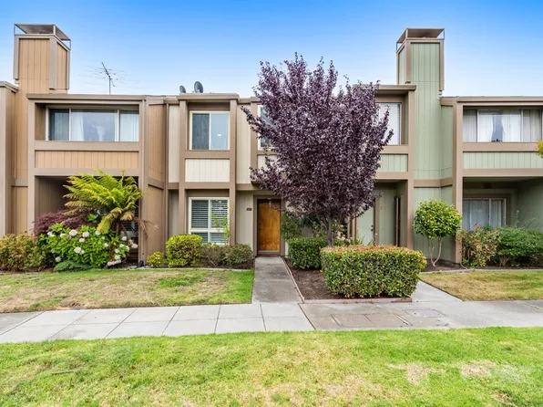 1005 Tahiti Ln, Alameda, CA 94502