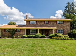 1902 Northwood Dr, Maryville, TN 37803